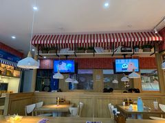 大堂-熊小舍炸鸡火锅拌饭(招商城店)