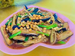 -覃记海鲜美食餐厅