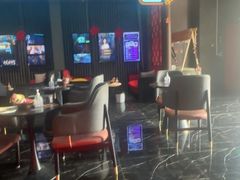 -屋有岛沉浸游戏旗舰店(中山公园店)