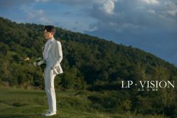 -乐派诗婚纱摄影