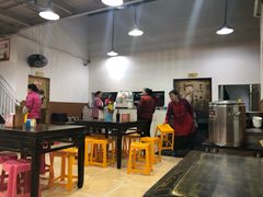 -晏老九豆花饭家常菜(上海城店)