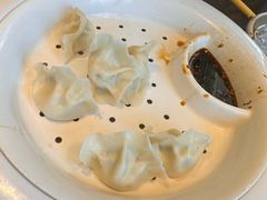 -五谷丰登农家院·地道胶东菜·海鲜烧烤(威海店)