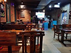 大堂-新疆烧烤王(广灵店)
