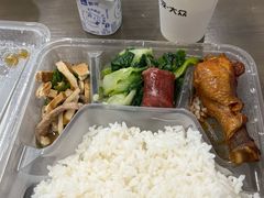 -上海西上海奥杰奥迪汽车销售有限公司(真如店)