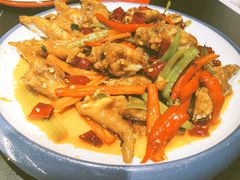 辣炒鸡爪-板凳烧烤(东关街店)