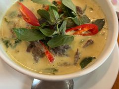 -Chom Cafe and Restaurant