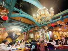 景观位-米德维奇俄式西餐厅(西六道街店)