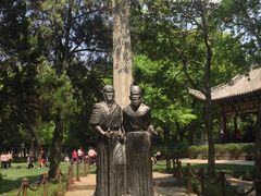 -汇龙潭