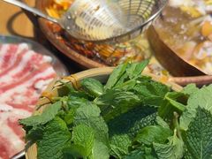 -洱火云南酸菜牛肉火锅(石景山当代商城店)