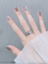 -IDO美甲美睫
