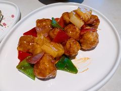 菠萝拔丝咕咾肉-潮民公馆(BFC外滩金融中心店)