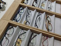 -无界眼镜MaxLess(滨江星光大道店)
