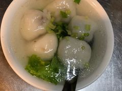 -六合夜市