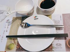-烹然四季椰子鸡火锅(姚家园万象汇店)