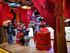 -老滇山寨•云南特色菜•地方菜•民族风情歌舞表演(金碧店)