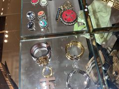 -BURBERRY(上海港汇恒隆广场店)