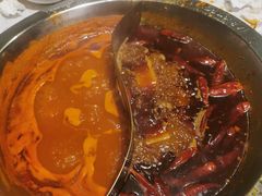 番茄鸳鸯锅-大龙燚火锅