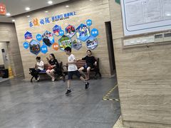 -梅陇体育中心游泳馆
