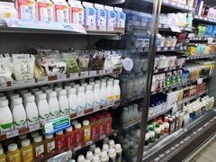 -全家便利店(东直门店)