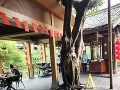 -美食村花园餐厅