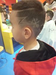 -Mini Me儿童美发王国(友好时尚购物城店)