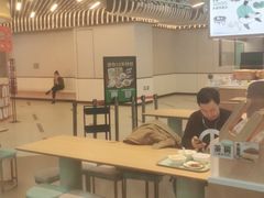 大堂-老乡鸡(西岸凤巢店)