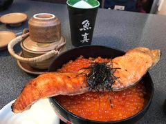 亲子饭-鱼真(うおまさ)