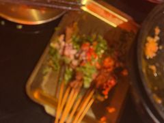 -何师烧烤Pro ·江湖川菜·小龙虾·精酿(太古里旗舰店)