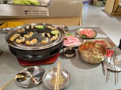 -围炉肉舍丹东海鲜烤肉·烤活鳗(步行街店)