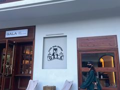 -ZAZA.CAFE.BAR