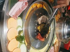 -哈哈碳都·牛肋条无限自助烤肉(台江万达店)