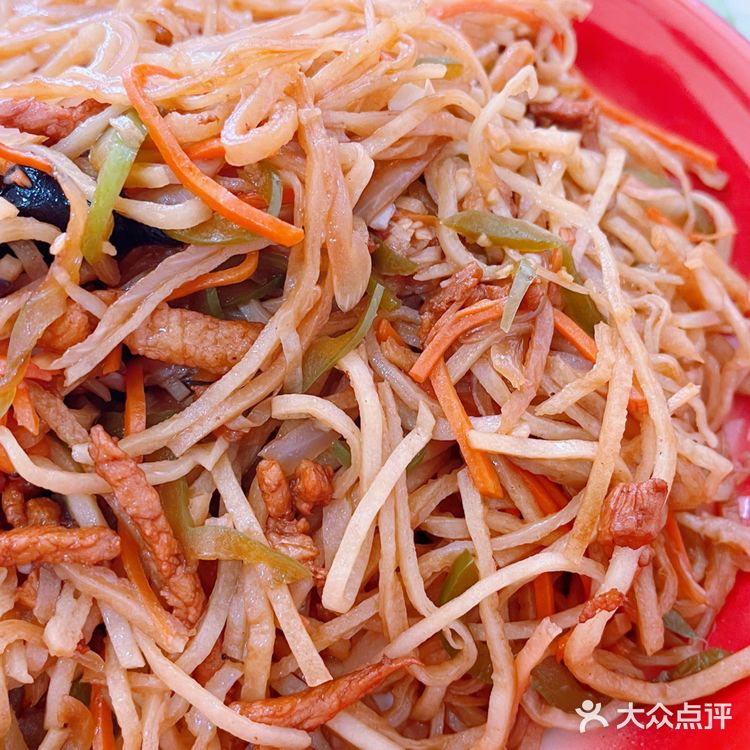 特色炒饼，还蛮好吃的！