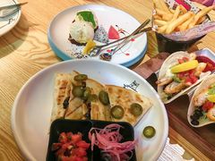 -Famous肥猫墨西哥音乐餐吧(五棵松华熙LIVE店)
