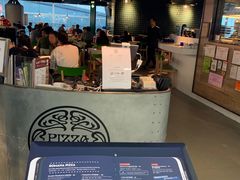 -Pizza Express(机场T1店)