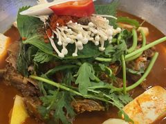 -喇喇排骨火锅·传统韩式脊骨汤(望京西园总店)