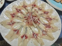 -郑猛记石岐鸽主题餐厅(长江店)