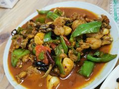 红烧田鸡-小李子油焖大虾向阳总店
