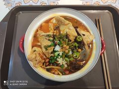 -丽丽三鲜螺蛳粉(田林路店)
