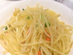 醋溜土豆丝-老街鱼嘴巴(坡子街老店)