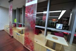 订做的榻榻米-小左美发