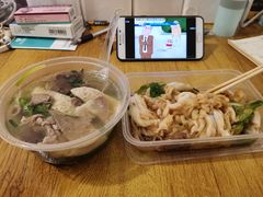 -三身人金新肠粉(丹霞店)