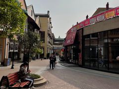 -王府井奥莱临潼小镇(临潼店)