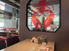 -龙巢盱眙龙虾·牛蛙·烧烤宵夜(八卦岭店)