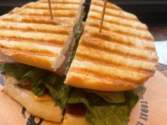 俱乐部贝果-Catch Bagel(芳草地店)