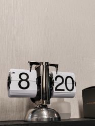 -老男孩男士理容馆·理发·烫染·修面