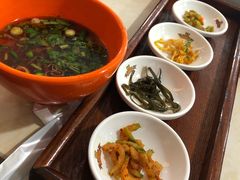 -乡党臊子面(丰庆公园店)