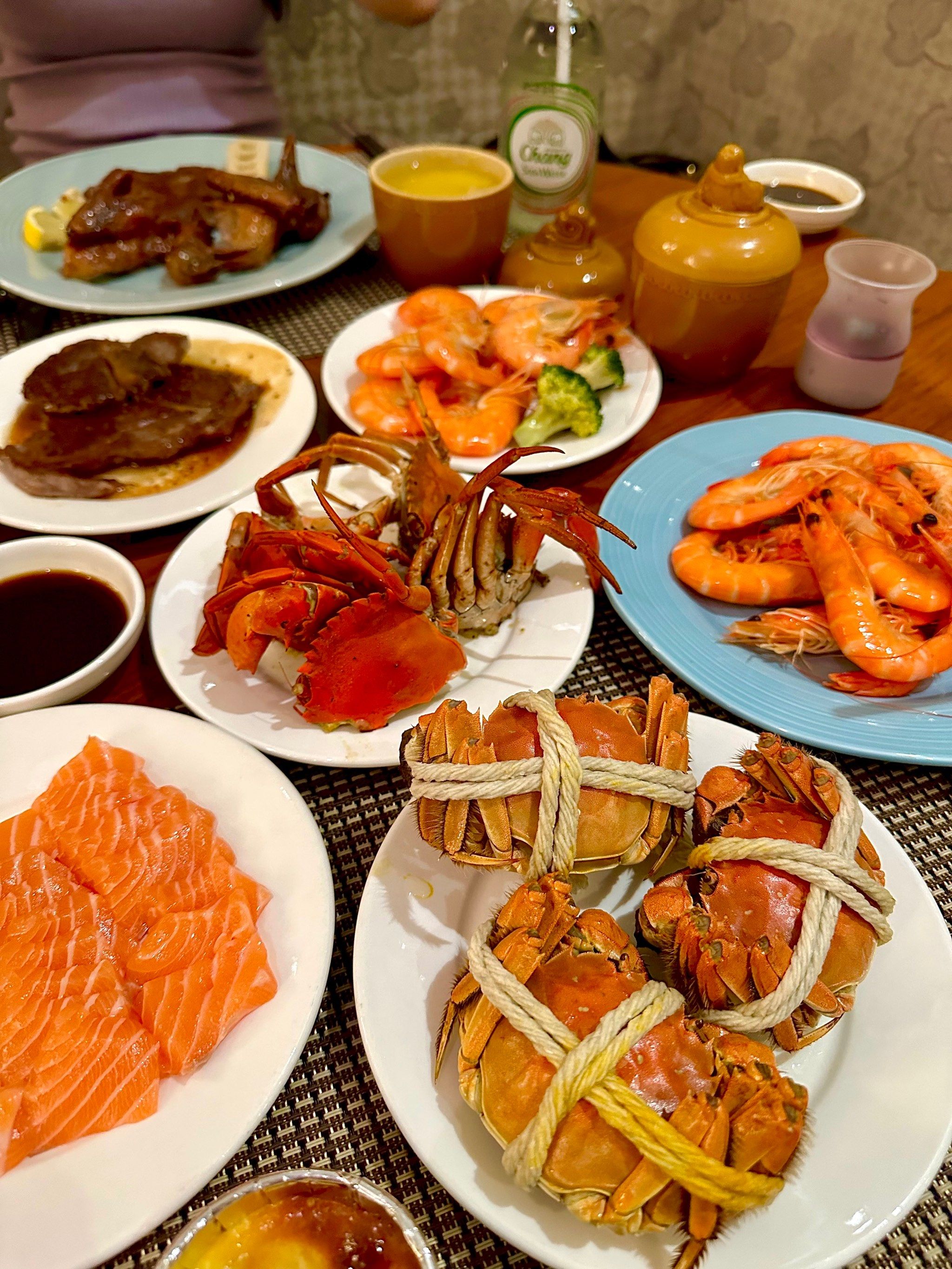 漳州!花小钱装大杯的五星酒店自助[流泪]扶墙出