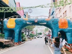 -美心红酒小镇游乐园