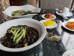 炸酱面-桃园中华料理炸酱面(燕儿岛路店)