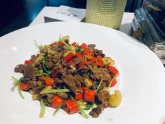 小炒黄牛肉-湘君私厨.16年湘菜店(金匙望湖店)